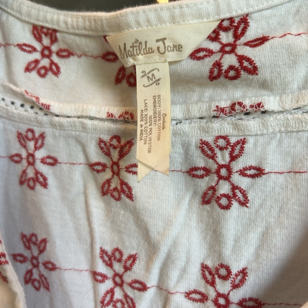 Matilda Jane Embroidered Top Womens Medium White Red Boho Lace V-Neck Cotton - Picture 2 of 4
